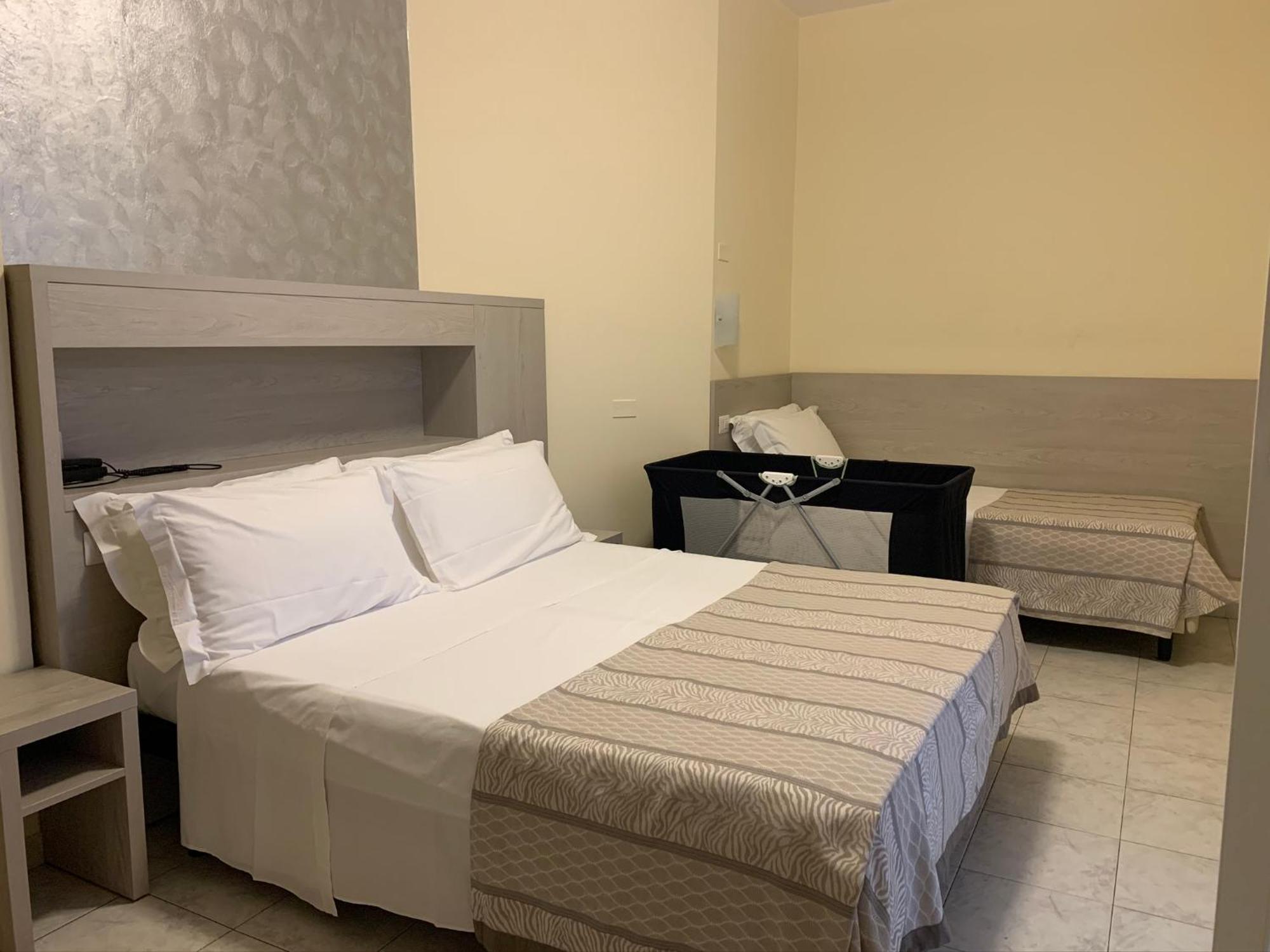 Hotel Jumbo Rimini Esterno foto